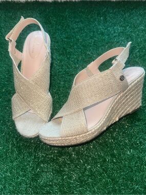 Bandolino omita wedge sandal
